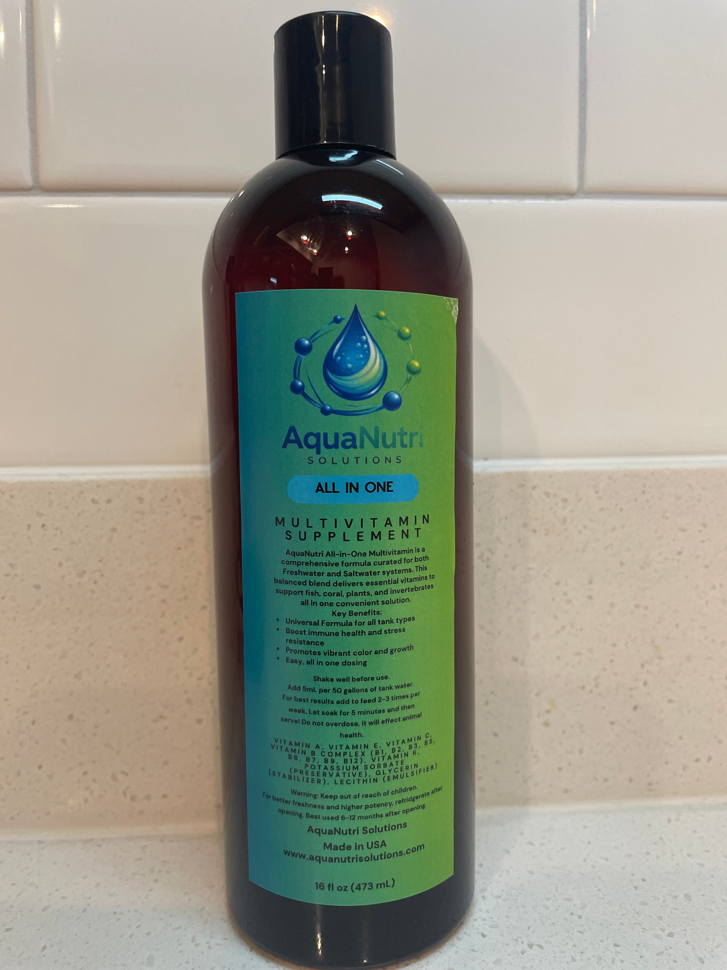 AquaNutri All In One Multivitamin Supplement 16 oz for Freshwater and Saltwater Aquariums