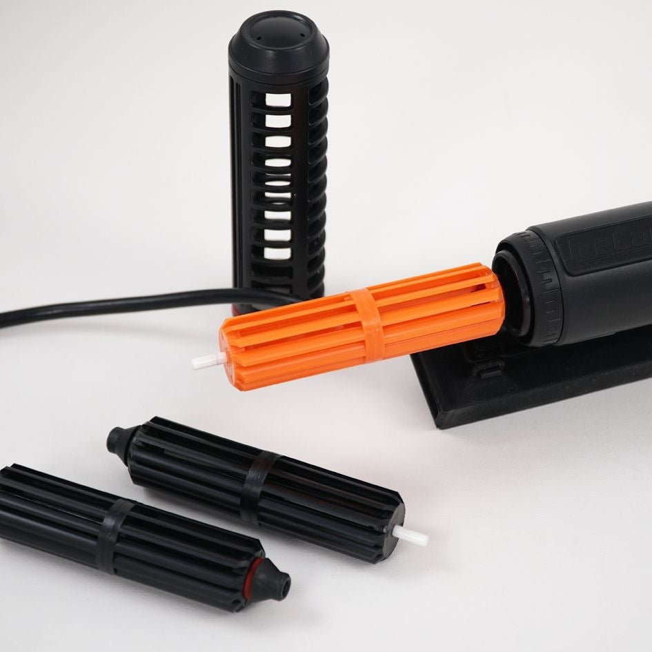 IceCap 4K Gyre Flow Pump with WaveEngine LE Controller