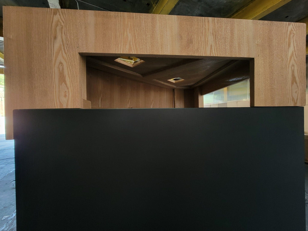 Glass Corner