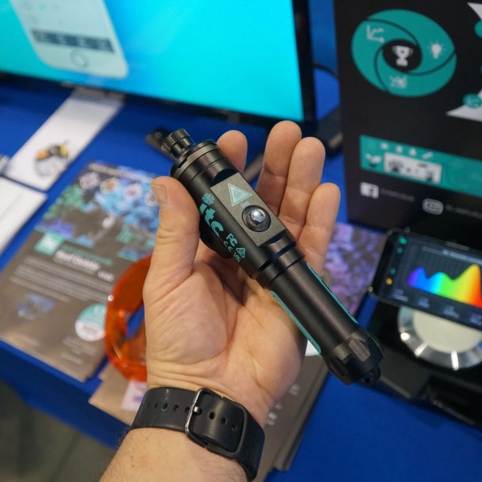 ITC Reefculture Reef Delete | Chemical-Free UV-C Aiptasia & Reef Pest Control Tool
