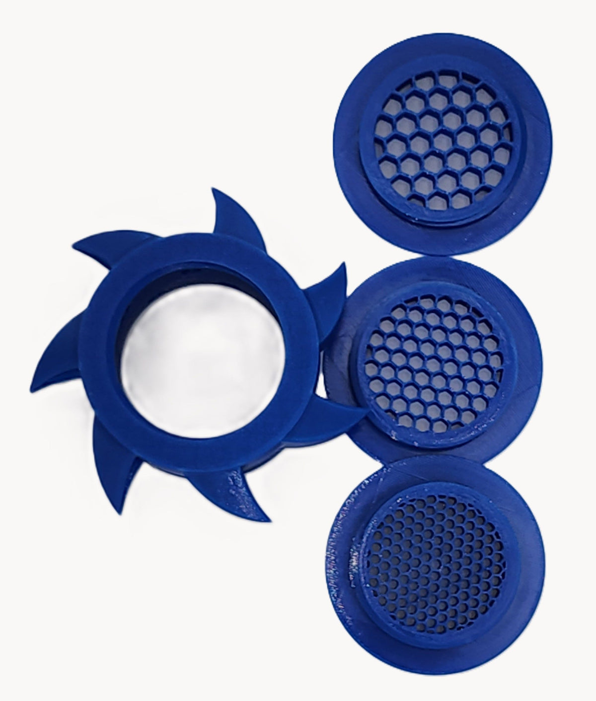 Drifter PRO floating fish feeder in Blue